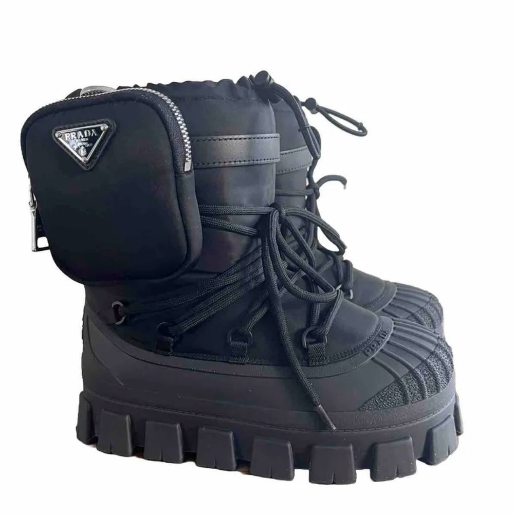 Prada ski boots with pouch 35/36